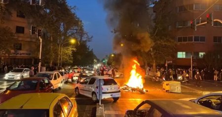 Tehranda iğtişaşlar zamanı ölənlərin görüntüləri yayıldı - VİDEO