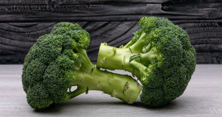 Brokkolinin kişilər, qadınlar və uşaqlar üçün FAYDALARI