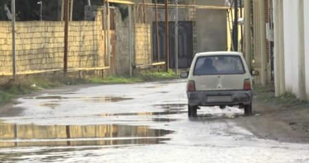 Bu yaşayış massivində sakinlərin problemləri bitmək bilmir - VİDEO