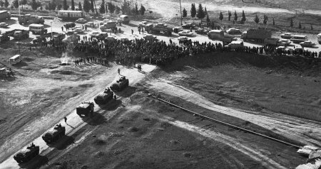 36 il əvvəl bu gün &ndash; Gəncədə sovet ordusunun qarşısı NECƏ ALINDI? &ndash; VİDEO