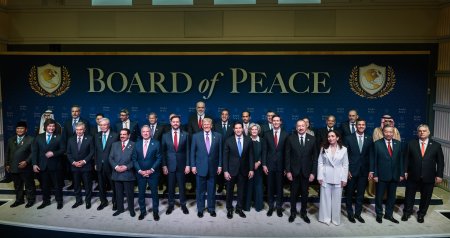 Prezidentin sosial media hesablarında Sülh Şurasının ilk iclası ilə bağlı paylaşım edildi - FOTO