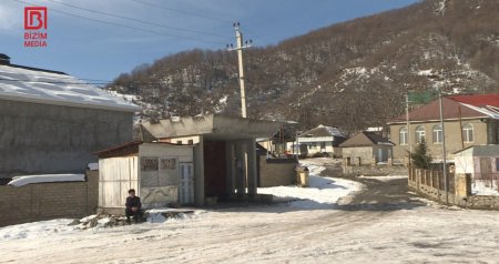 Filfilli kənd sakinlərinin 4 ildir gözləri yolda, qulaqları səsdədir - FOTO Filfilli kənd sakinlərinin 4 ildir gözləri yolda, qulaqları səsdədir - FOTO