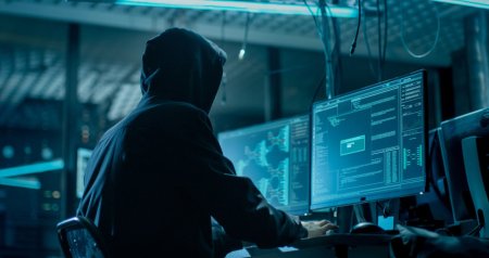 Rəqəmsal kimliyiniz TƏHLÜKƏ ALTINDADIR &ndash; Deepfake hücumları ilə bağlı ƏHALİYƏ XƏBƏRDARLIQ