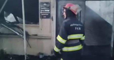 Qubada məscid tamamilə yandı - ÖZƏL - VİDEO