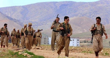 Kürd silahlıları İrana qarşı hücuma başladı &ndash; VİDEO