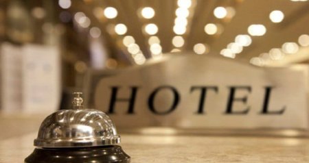 Hotellərin gəlirlərində KƏSKİN ENİŞ &ndash; Turist tapılmır, yoxsa...
