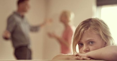 Uşağını döyən valideynlər cərimələnəcək &ndash; MƏBLƏĞ