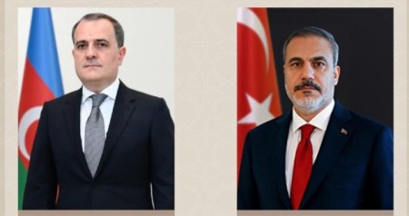 Ceyhun Bayramov Hakan Fidanla telefon danışığı aparıb