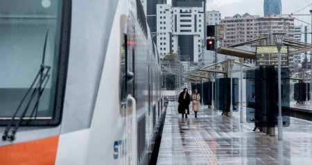 ADY-dən qatarların qrafiki ilə bağlı sərnişinlərə MÜRACİƏT