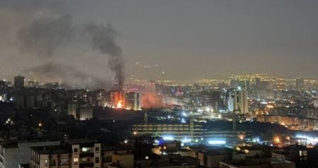 Bu gecə İranın böyük şəhərləri bombalandı - VİDEO