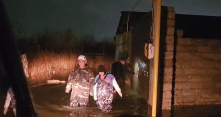 Su basmış ərazilərdən 216 nəfər təxliyə edilib - 36-sı azyaşlıdır - FOTO/VİDEO