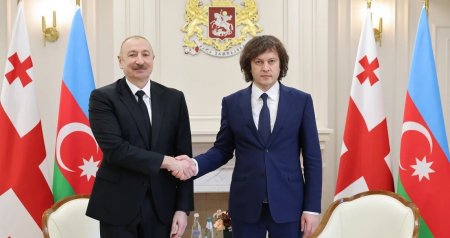 İlham Əliyevin Tbilisidə İrakli Kobaxidze ilə görüşündən YENİ VİDEO
