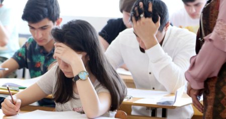 9 illik orta təhsil səviyyəsi üzrə buraxılış imtahanı keçirildi