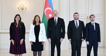 Prezident Kolumbiyanın yeni səfirini qəbul etdi &ndash; FOTO