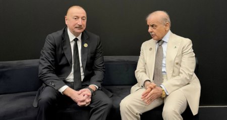 İlham Əliyev Pakistanın Baş naziri ilə görüşdü &ndash; FOTO