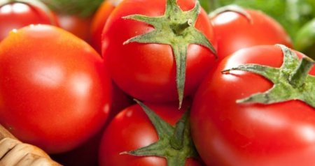 Dadsız, rəngsiz POMİDORLAR - Süfrəmizə keyfiyyətsiz məhsulu kim gətirir? &ndash; ARAŞDIRMA