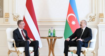 İlham Əliyevin Latviya Prezidenti ilə təkbətək görüşü keçirildi &ndash; FOTO