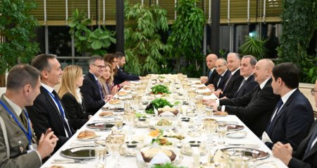 Prezidentin adından Ciorcia Meloninin şərəfinə şam yeməyi verildi - FOTO