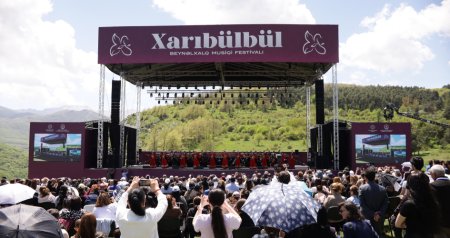 Şuşada "Xarıbülbül" Beynəlxalq Musiqi Festivalının möhtəşəm açılışı oldu - FOTOLAR