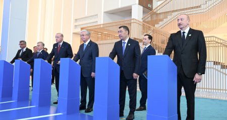 Liderlər Türk Sivilizasiyası Mərkəzinin onlayn təməlqoyma mərasimində - FOTO