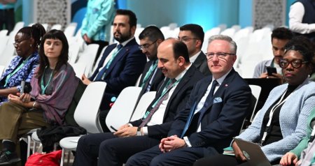 WUF13: Assambleyaların birgə bağlanış sessiyası keçirilir - FOTO/VİDEO