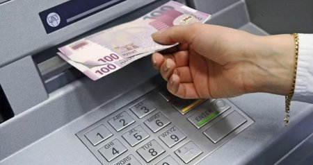 Bankomatdan zədəli pul çıxarsa... - Vətəndaş hara müraciət etsin?