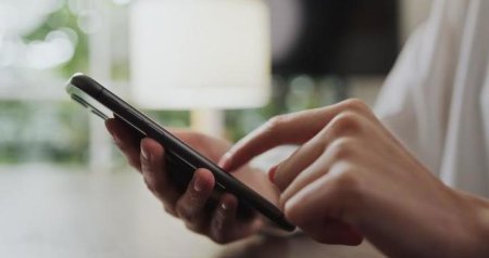 &ldquo;Tanımadığınız şəxslərin mobil telefonlarına toxunmayın&rdquo; &ndash; Yeni dələduzluq METODU