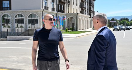 İlham Əliyev Xankəndidə Mədəniyyət Mərkəzinin açılışında -FOTO