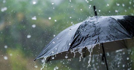 Hava KƏSKİN DƏYİŞİR &ndash; Temperatur enəcək, intensiv yağış yağacaq