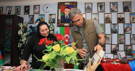 Anar Ələkbərov Oğuzda şəhid ailəsinin qonağı oldu - FOTO