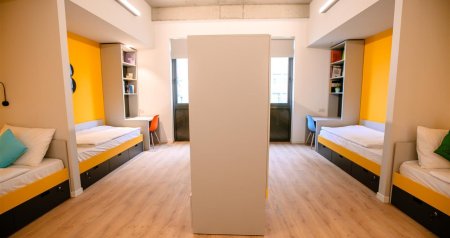 Bakıya oxumağa gələn tələbələrin NƏZƏRİNƏ - Yataqxana təminatı necə həll olunur? - SORĞU