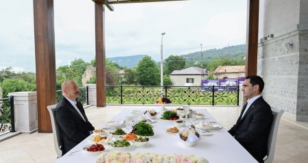 Dövlət başçıları Şuşada birgə naharda - FOTO