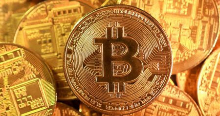 Kriptovalyutalarla bağlı SƏRT QADAĞALAR &ndash; &ldquo;Bitcoin&rdquo; dövrü SONA ÇATIR?