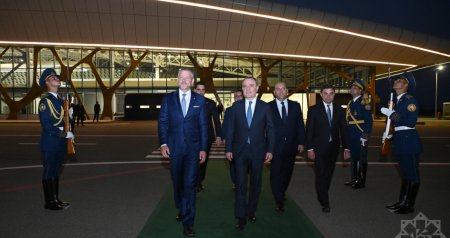 Slovakiya Prezidenti Füzuli aeroportundan Bakıya yola düşdü - FOTO