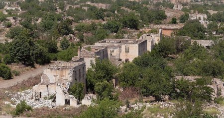 Bakının çağırışları fonunda UNESCO-nun SÜKUTU - Qarabağın dağıdılmış tarixi irsi niyə araşdırılmır? &ndash; VİDEO