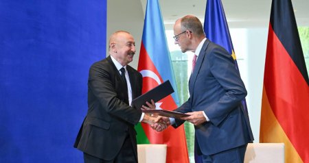 İlham Əliyevin Berlinə səfəri Almaniya və dünya mediasının diqqət mərkəzində - FOTO