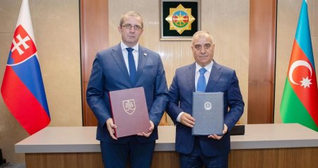 Azərbaycanla Slovakiya arasında məxfi məlumatın mübadiləsi və qarşılıqlı mühafizəsi Sazişi İMZALANDI - FOTO