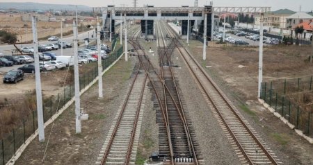 Bakı-Sumqayıt qatar xətlərində hasarlanma: Təhlükəsizlik zonası necə olacaq? - FOTO