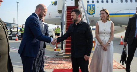 Zelenski ilk dəfə Serbiyaya səfər etdi - FOTO