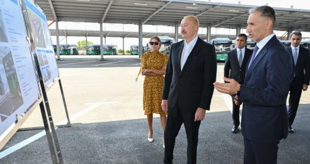 İlham Əliyev Naxçıvanda dəmir yolu infrastrukturunda aparılan yenidənqurma işləri ilə tanış oldu - FOTO-VİDEO