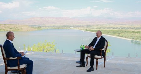 İlham Əliyev Azərbaycan Televiziyasına müsahibə verdi - FOTO
