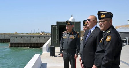 Prezidentin sosial media hesablarında HDQ qərargahını ziyarətinə dair VİDEOÇARX paylaşıldı