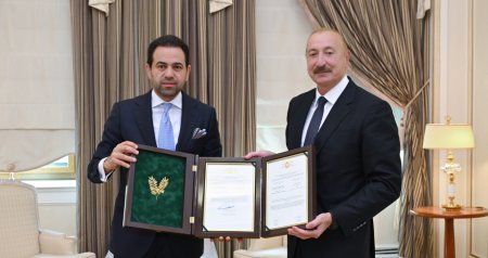 İlham Əliyevə "Zayed İnsan Qardaşlığı Mükafatı"nın sertifikatı təqdim olundu - FOTO/VİDEO