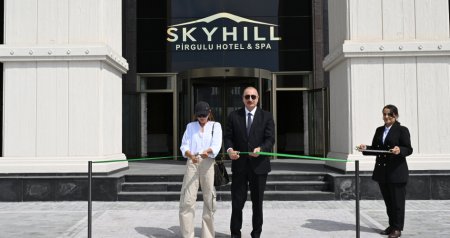 Prezident və birinci vitse-prezident &ldquo;Pirqulu Park&rdquo; hotelinin AÇILIŞINDA - FOTO