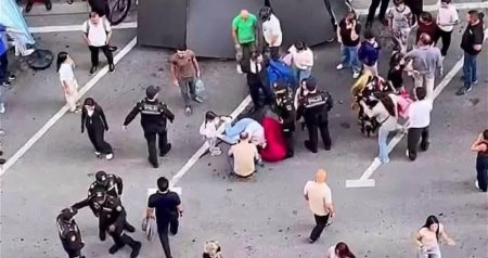 Tədbirdə üzərinə LED ekran aşan qadının SON DURUMU
