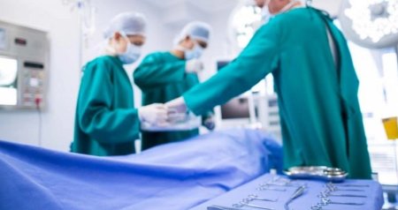 Həkimlər müalicə oluna biləcək xəstəni də bıçaq altına salırlar? &ndash; Əməliyyat sayındakı kəskin artımın SƏBƏBLƏRİ