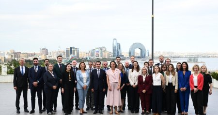 Hikmət Hacıyev: "Aİ-Azərbaycan tərəfdaşlığı strateji əhəmiyyət daşıyır" &ndash; FOTO