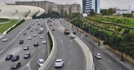 SÜRÜCÜLƏRİN NƏZƏRİNƏ: Bakının 10 küçə və prospektində hərəkət məhdudlaşdırılacaq
