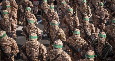 Vahid məktəbli formasına qarşı çıxışların sifarişi SEPAH-dan gəlib &ndash; FOTOFAKT