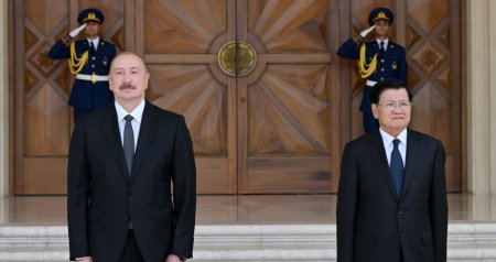 İlham Əliyev Laos Prezidentini qarşıladı &ndash; FOTO /VİDEO
